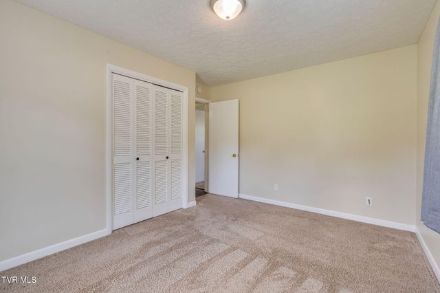 328 Blue Haven Drive, Kingsport, TN 37663