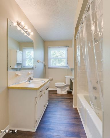 328 Blue Haven Drive, Kingsport, TN 37663