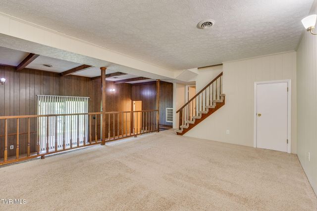 328 Blue Haven Drive, Kingsport, TN 37663