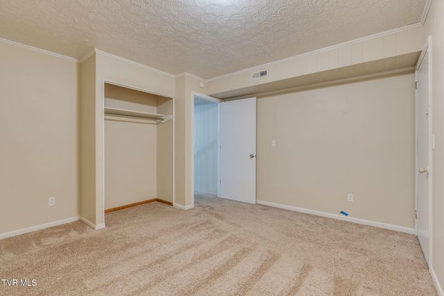 328 Blue Haven Drive, Kingsport, TN 37663