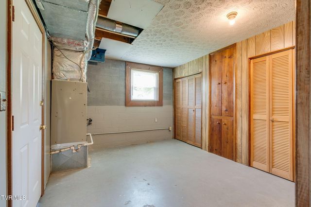 328 Blue Haven Drive, Kingsport, TN 37663