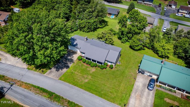 328 Blue Haven Drive, Kingsport, TN 37663