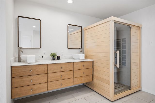 7605 Queens Garden Drive, Dallas, TX 75248