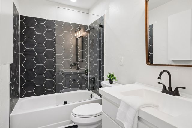 7605 Queens Garden Drive, Dallas, TX 75248