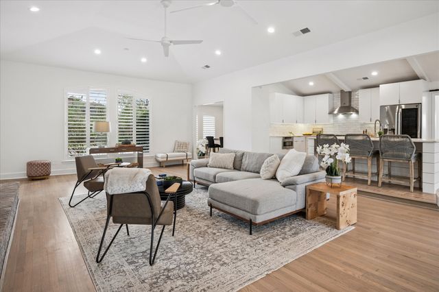 7605 Queens Garden Drive, Dallas, TX 75248