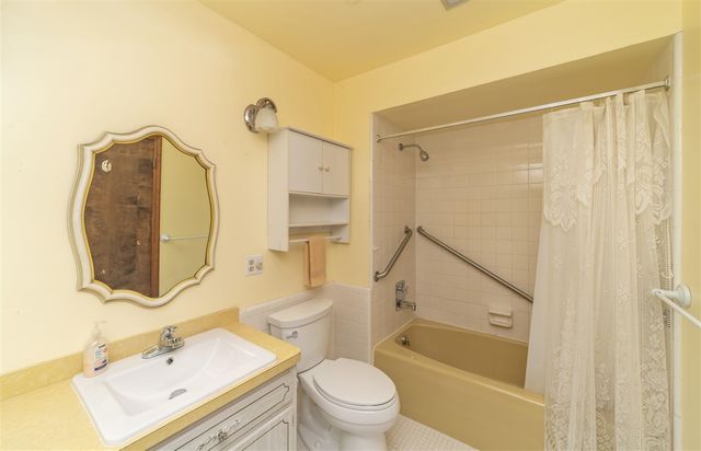 12528 Will Mill Drive, Milford, MI 48380