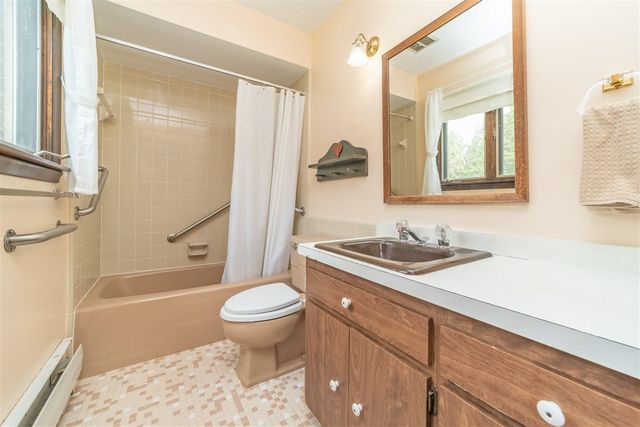 12528 Will Mill Drive, Milford, MI 48380