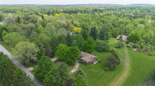 12528 Will Mill Drive, Milford, MI 48380