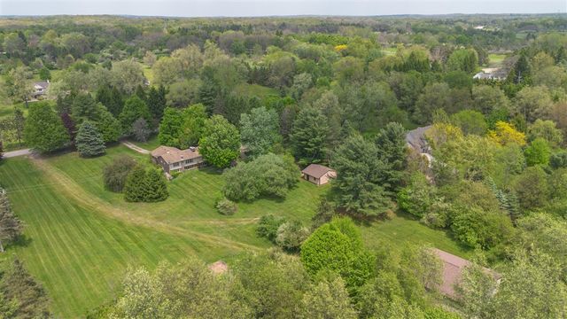 12528 Will Mill Drive, Milford, MI 48380