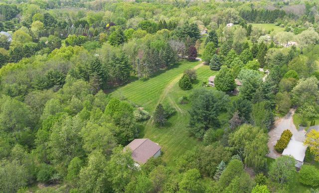 12528 Will Mill Drive, Milford, MI 48380
