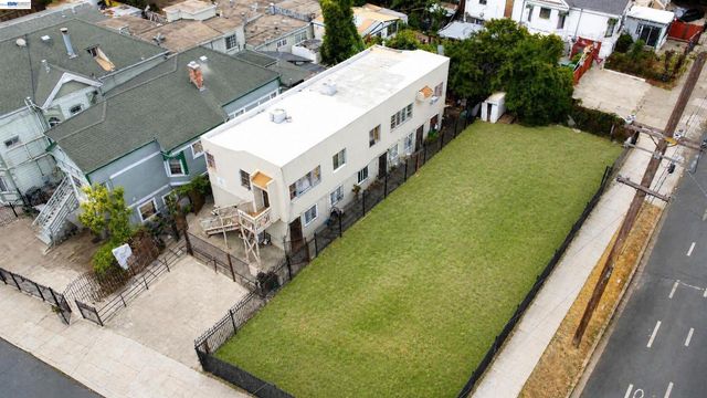 2051 23rd Ave, Oakland, CA 94606
