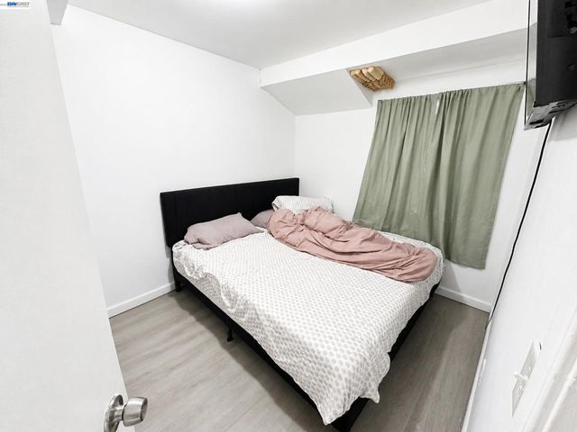 2051 23rd Ave, Oakland, CA 94606