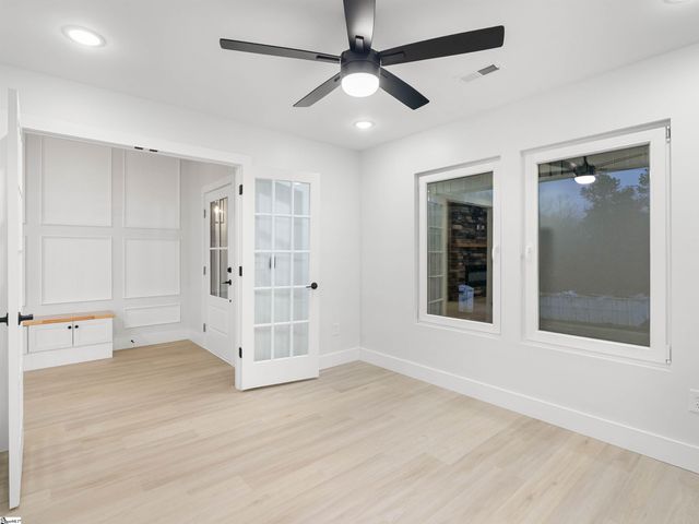 1746 Fish Camp Road, Chesnee, SC 29323