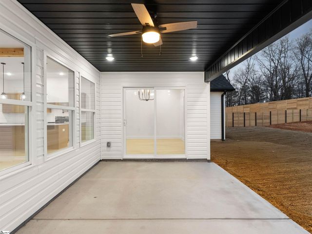 1746 Fish Camp Road, Chesnee, SC 29323