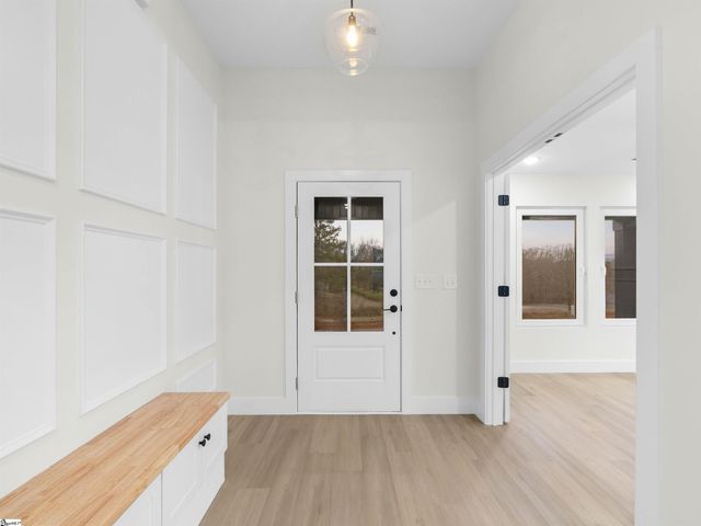 1746 Fish Camp Road, Chesnee, SC 29323