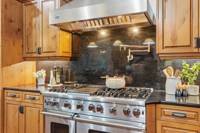 45012 Mockingbird Lane, Oakhurst, CA 93644