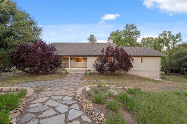45012 Mockingbird Lane, Oakhurst, CA 93644