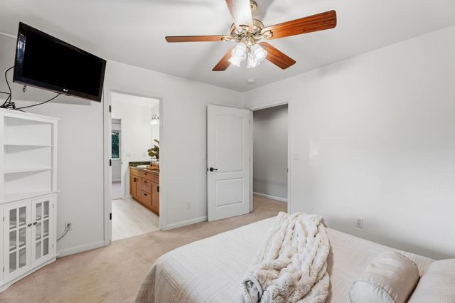 45012 Mockingbird Lane, Oakhurst, CA 93644