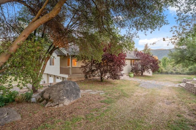45012 Mockingbird Lane, Oakhurst, CA 93644