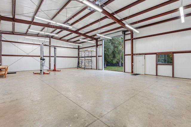 45012 Mockingbird Lane, Oakhurst, CA 93644