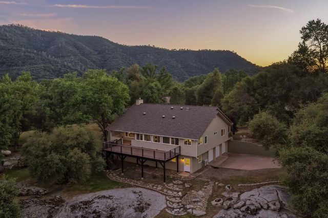 45012 Mockingbird Lane, Oakhurst, CA 93644