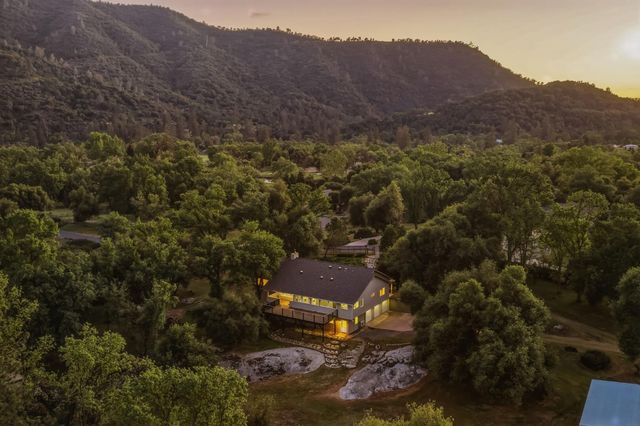 45012 Mockingbird Lane, Oakhurst, CA 93644