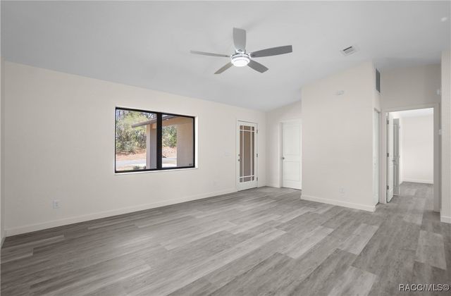 105 E Harvard Street, Inverness, FL 34452