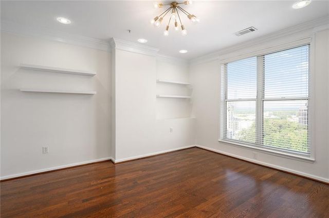 3334 Peachtree NE Road 1905, Atlanta, GA 30326