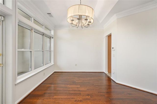 3334 Peachtree NE Road 1905, Atlanta, GA 30326