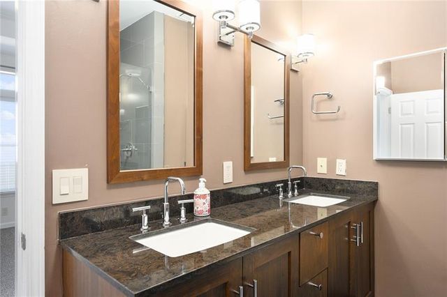 3334 Peachtree NE Road 1905, Atlanta, GA 30326