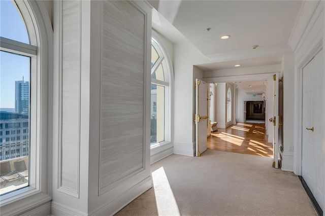 3334 Peachtree NE Road 1905, Atlanta, GA 30326