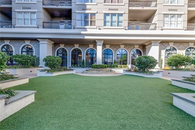 3334 Peachtree NE Road 1905, Atlanta, GA 30326