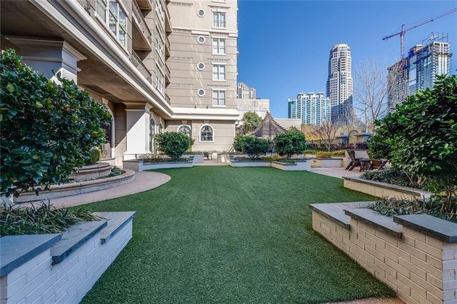 3334 Peachtree NE Road 1905, Atlanta, GA 30326