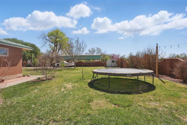 1716 Marcelino Road SW, Albuquerque, NM 87105