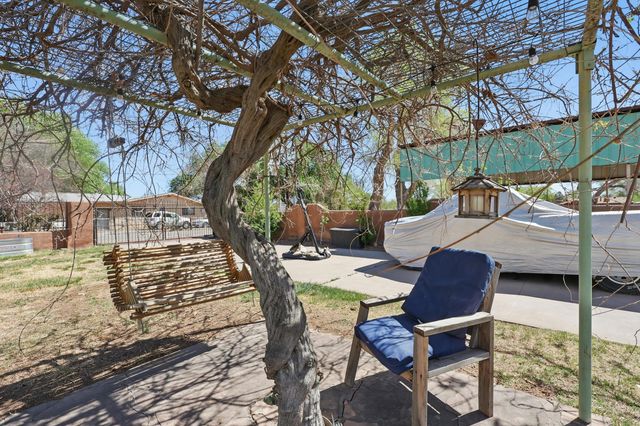 1716 Marcelino Road SW, Albuquerque, NM 87105