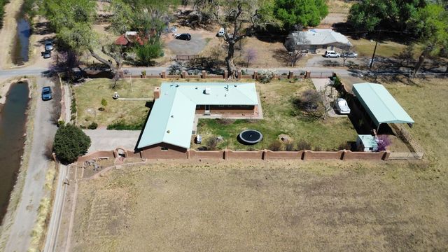 1716 Marcelino Road SW, Albuquerque, NM 87105