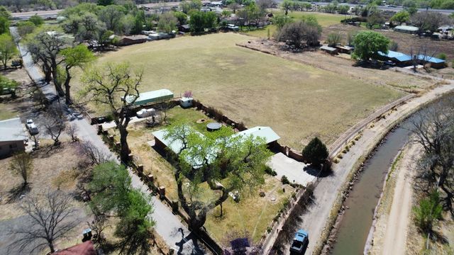 1716 Marcelino Road SW, Albuquerque, NM 87105