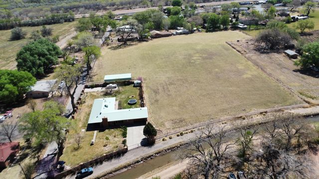 1716 Marcelino Road SW, Albuquerque, NM 87105