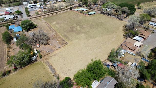 1716 Marcelino Road SW, Albuquerque, NM 87105