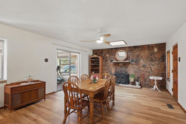 1716 Marcelino Road SW, Albuquerque, NM 87105