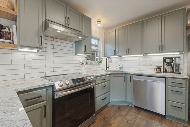 2715 Harbinger Lane, Dallas, TX 75287