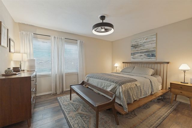 2715 Harbinger Lane, Dallas, TX 75287