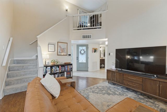 2715 Harbinger Lane, Dallas, TX 75287