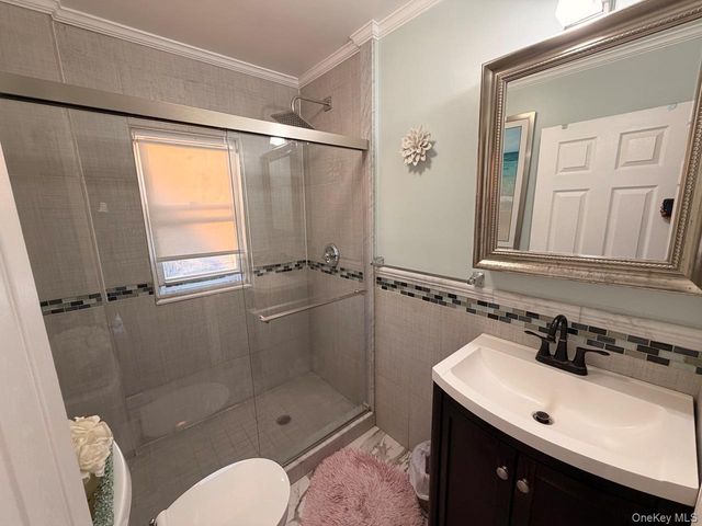 13744 218th Street, Laurelton, NY 11413