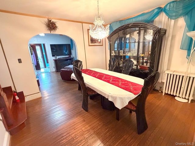13744 218th Street, Laurelton, NY 11413
