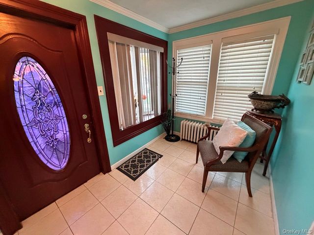 13744 218th Street, Laurelton, NY 11413