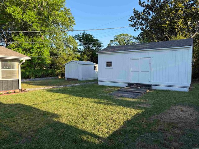 7 Phyllis CT, Jacksonville, AR 72076