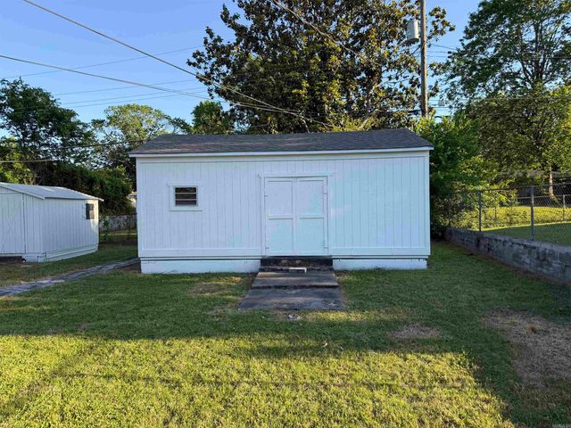 7 Phyllis CT, Jacksonville, AR 72076
