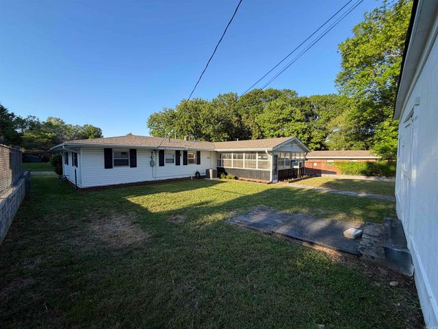 7 Phyllis CT, Jacksonville, AR 72076