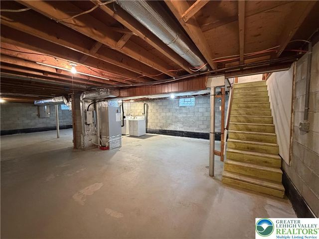 79 Gum, Upper Nazareth Twp, PA 18064
